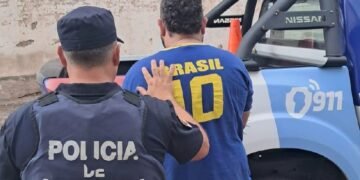 Un detenido por violencia familiar en Oliva y un accidente fatal en Río Tercero: el reporte policial de lo sucedido