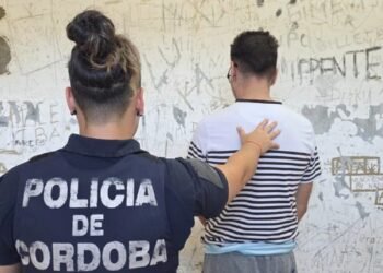 Oliva: discutió con su madre, provocó daños en su hogar y terminó detenido