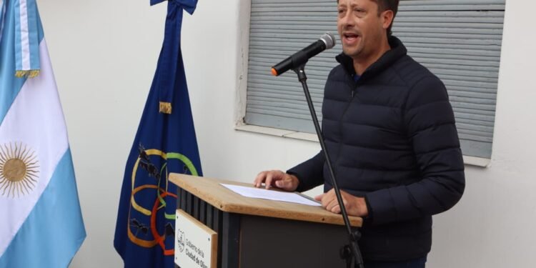 David Consalvi en Oliva: "El Gobierno de Córdoba no dejará a ningún ciudadano a pie ante la crisis sanitaria"