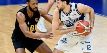 Golpe de autoridad: Independiente de Oliva venció a Obras por primera vez y está octavo