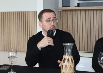 Oliva: El municipio oficializó la contratación de servicios profesionales para la inscripción registral del Parque Industrial