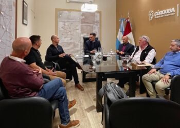 James Craik realiza gestiones ante la Provincia por el transporte interurbano y fortalecimiento deportivo