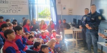 Seguridad y educación: Exitosa jornada de prevención y convivencia en el IPEA 231 de Las Junturas