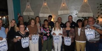 Independiente de Oliva celebró sus 105 años con un emotivo reconocimiento a sus nuevos socios vitalicios