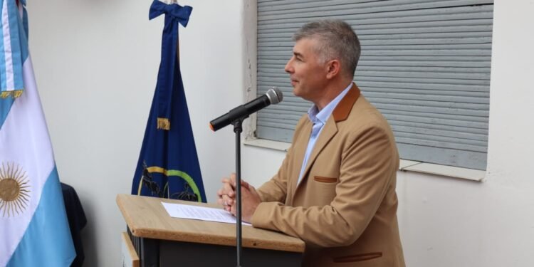 Lucas Stefanis asumió como nuevo director del Hospital Zonal de Oliva