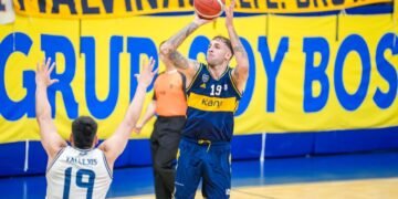 Boca Juniors se impuso ante Independiente de Oliva en un final electrizante en "La Bombonerita"