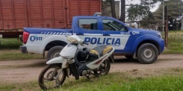 Buscaban esclarecer dos hechos de robo en Las Perdices y terminaron secuestrando drogas: dos detenidos, uno menor