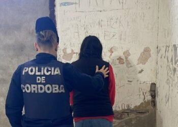 Una mujer detenida en Oliva tras agredir a sus hermanos menores de edad