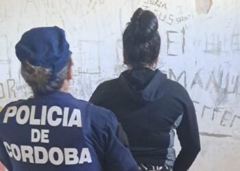 Operativos policiales en Oliva: detenciones por violencia familiar y delitos contra la propiedad