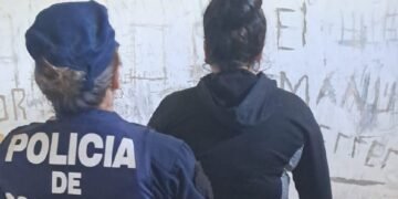 Operativos policiales en Oliva: detenciones por violencia familiar y delitos contra la propiedad