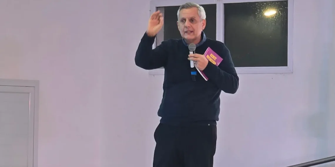 Bernardo Stamateas en Tío Pujio: Una clase magistral de bienestar en el 70° Aniversario de la Cooperativa