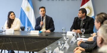 Localidades de la región recibieron fondos para gas, cordón cuneta y adoquinado