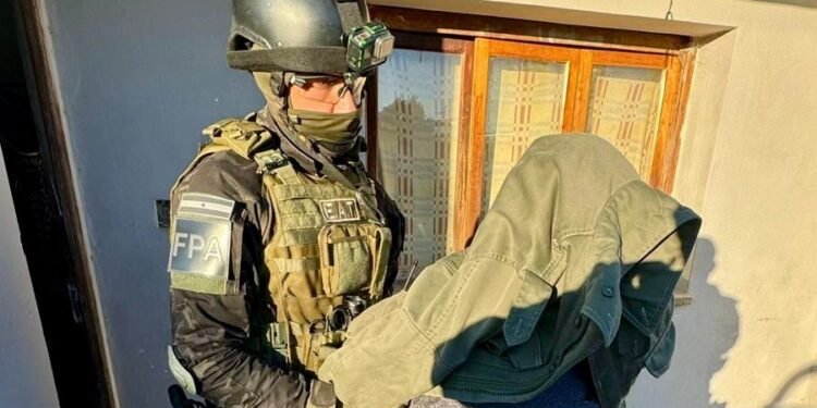 Golpe al narcomenudeo: Detienen a un "delivery" de drogas en Villa del Rosario tras meses de investigación