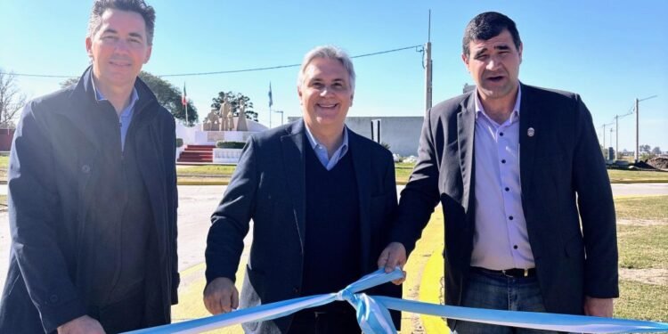 Llaryora visitó Colazo, Calchín Oeste y La Junturas: entregó fondos y anunció obras
