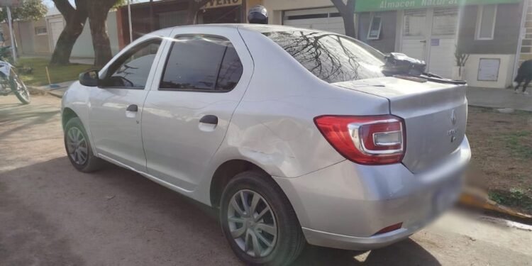 Operativo en Río Segundo: Interceptan un vehículo en maniobras peligrosas y detienen a un sujeto vinculado a robos en la región