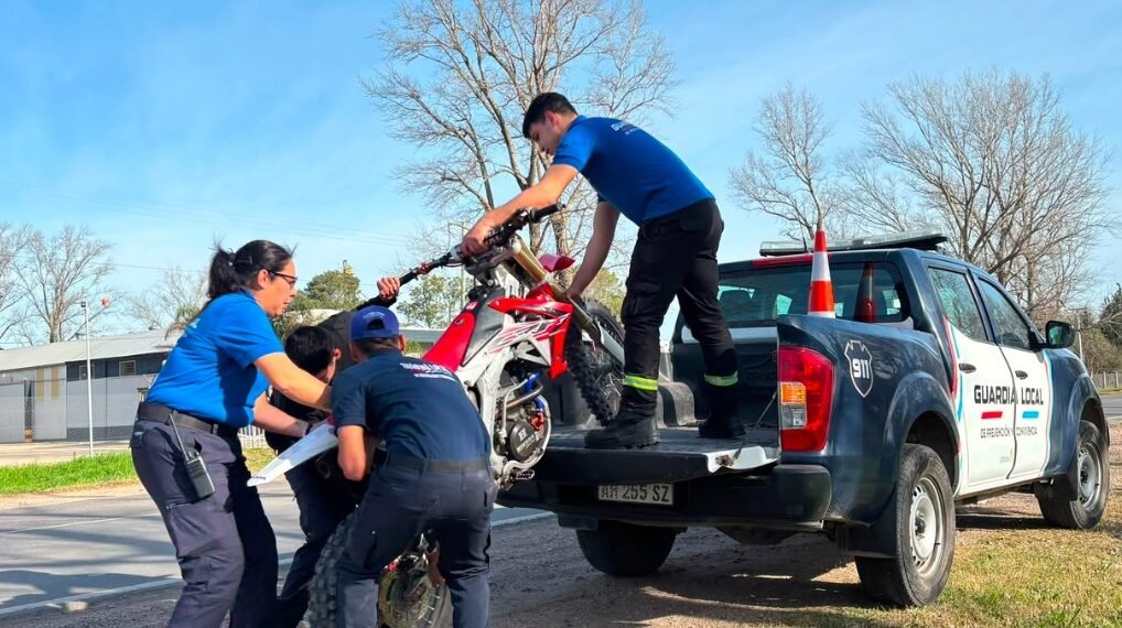 Operativo de prevención en Oncativo: La Guardia Local y la Policía Caminera secuestraron cuatro motocicletas