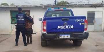 Operativos policiales en la región: Detuvieron a un hombre por el robo de una billetera en Almafuerte y a un joven armado en Tancacha