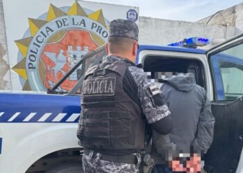 Golpe a la inseguridad en Villa María: Cayeron cinco jóvenes tras el robo a una despensa en barrio Los Olmos