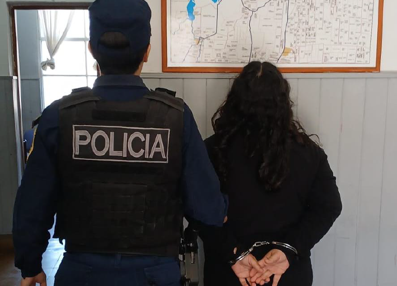 Operativos policiales en la región: Detuvieron a una mujer con un auto robado en Almafuerte y secuestraron motos infractoras en James Craik y Hernando