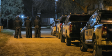 Violencia de género en Pilar: Allanamiento positivo, un detenido y secuestro de un arma de fuego tras efectuar disparos contra una mujer.