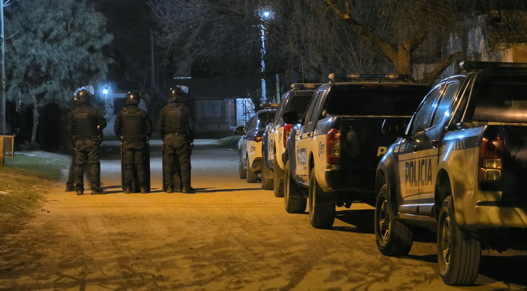 Violencia de género en Pilar: Allanamiento positivo, un detenido y secuestro de un arma de fuego tras efectuar disparos contra una mujer.