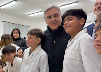 Importante gira de Martín Llaryora en James Craik: Obras de gas natural, infraestructura educativa, viviendas y nuevos fondos para instituciones
