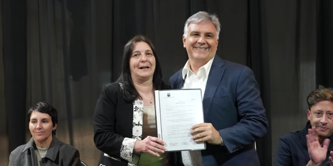 Pampayasta Norte: Llaryora anunció fondos para viviendas, adoquinado, salud y la jefa comunal ponderó el trabajo conjunto