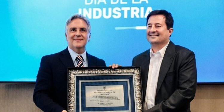 Con beneficios ampliados para PyMEs y hasta 15 años de desgravación fiscal, el gobernador Martín Llaryora presentó la nueva Ley de Promoción Industrial Unificada