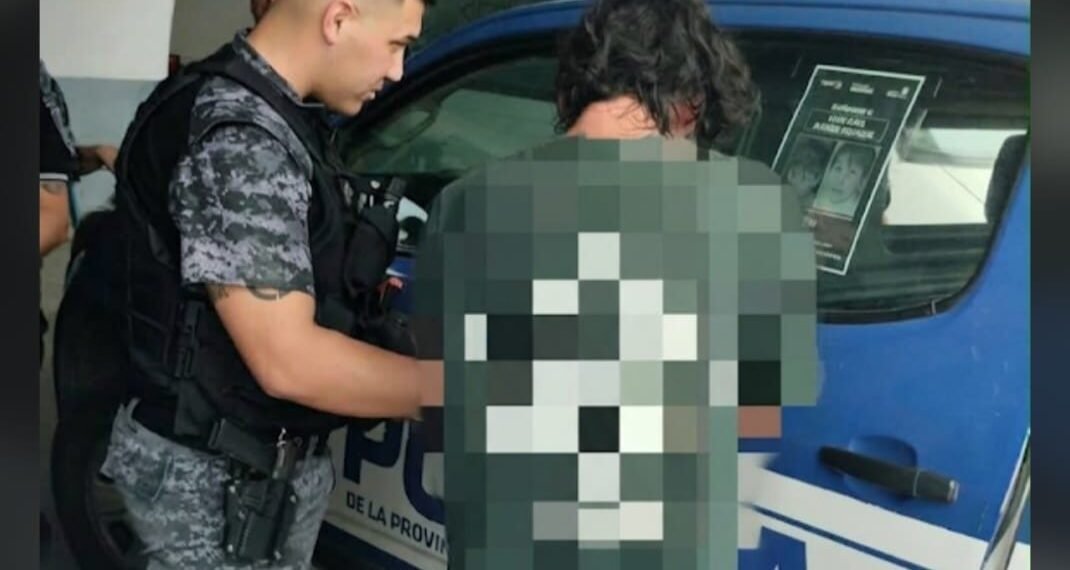 Río Segundo: aprehendieron a dos pasajeros tras provocar disturbios en un colectivo y dañar un móvil policial