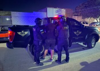 Operativo antinarco en Villa María: la FPA desbarató un punto de venta y detuvo a dos hombres en barrio San Martín