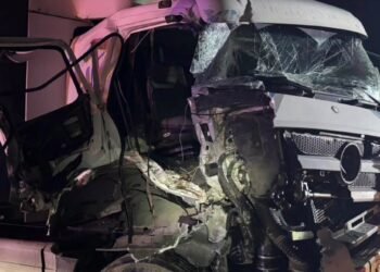 Siniestro vial en la Autopista Ruta 9: choque por alcance entre dos camiones en el km 445