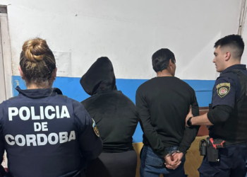 Policiales en Oliva: la Policía atrapó a una pareja dentro de la vivienda de una abuela internada