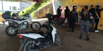 Intentó escapar a pie en un control, lo atraparon y recuperaron una moto robada en la Costanera de Pilar