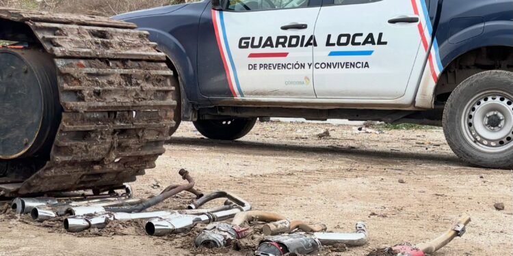 Lucha contra los ruidos molestos: la Municipalidad de Oncativo destruyó 41 caños de escape no reglamentarios